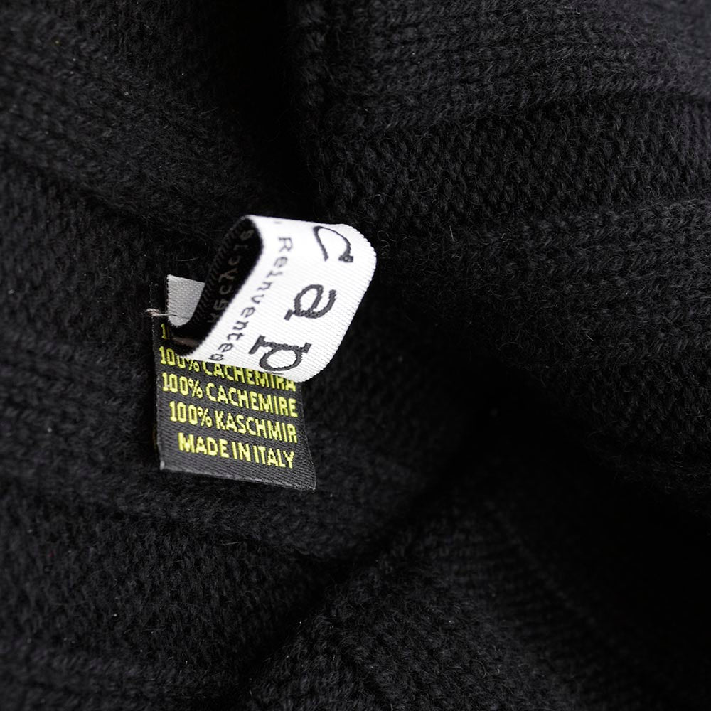 Knitty #001 Cashmere Black